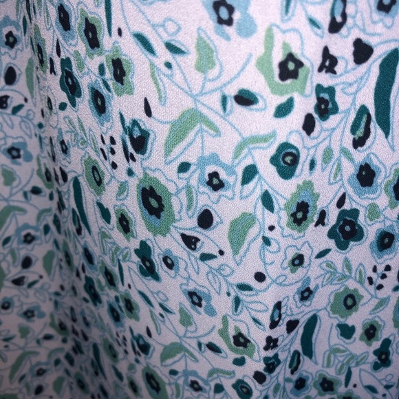 Customer Fav⭐️V Neck Maxi Dress. - Picture 7 of 8